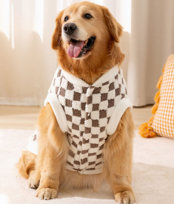 Autumn and winter dog checkerboard English embroidered large dog fleece coat medium and large dog golden retriever Satsuma pet clothes